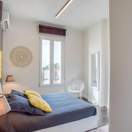 #24 Marie-claire Sea View/balcony/ac/5min Port Apartment Villefranche-sur-Mer